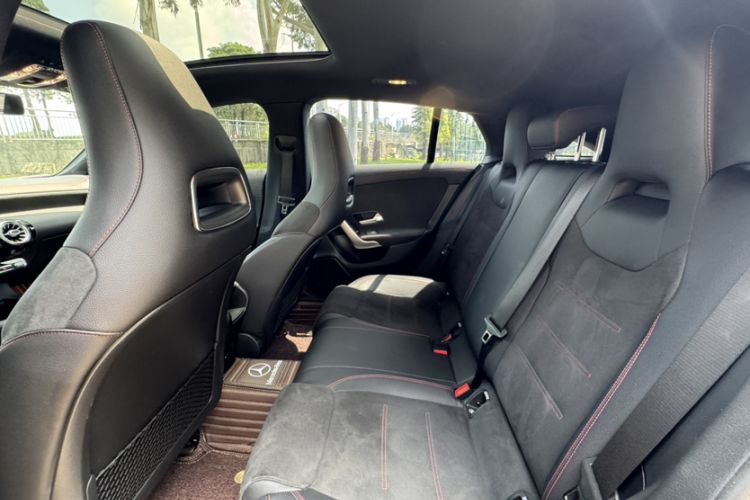 Used Mercedes-Benz CLA 2020 CLA 200 Shooting Brake Interior 7