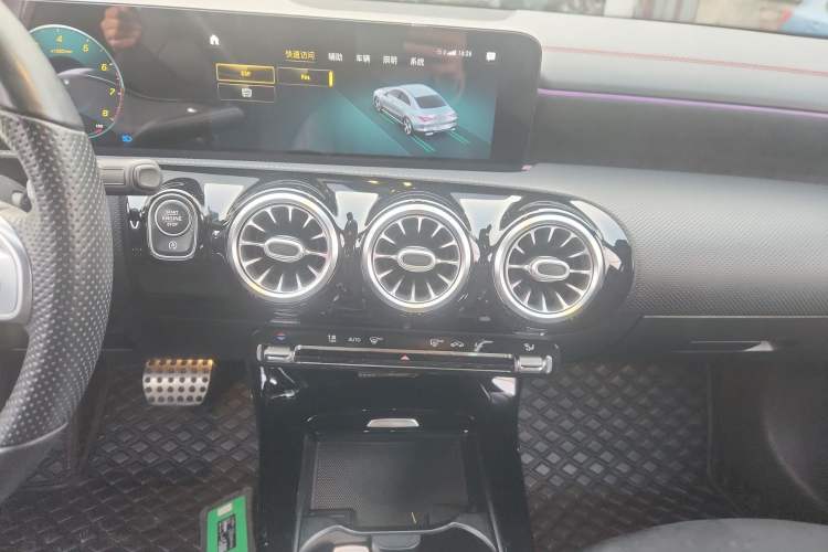 Used Mercedes-Benz CLA 2020 CLA 200 Audio And AC Panel
