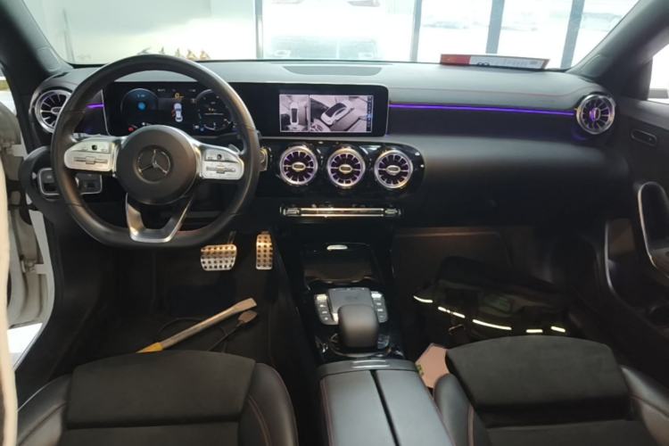 Used Mercedes-Benz CLA 2020 CLA 200 Center Console