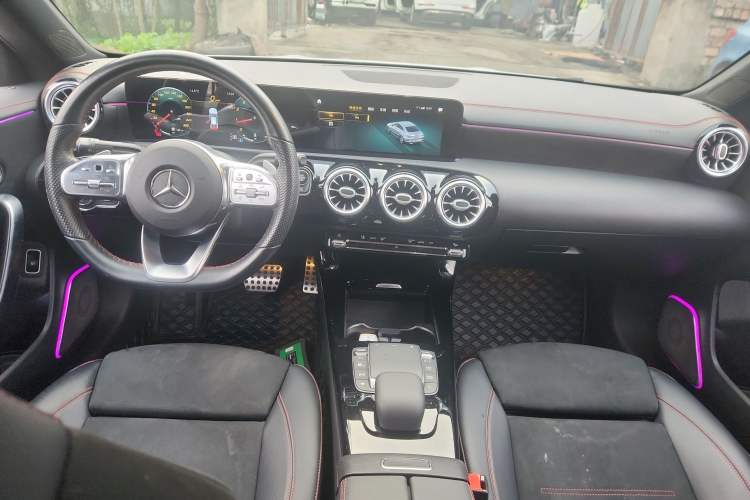 Used Mercedes-Benz CLA 2020 CLA 200 Center Console