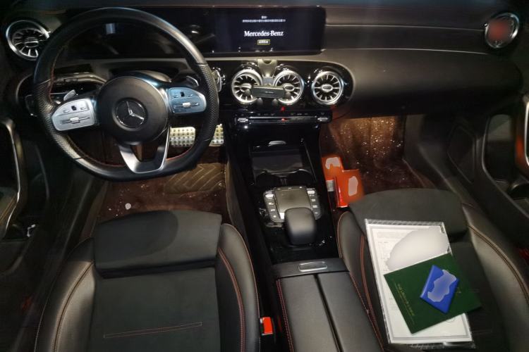 Used Mercedes-Benz CLA 2020 CLA 200 Shooting Brake Center Console