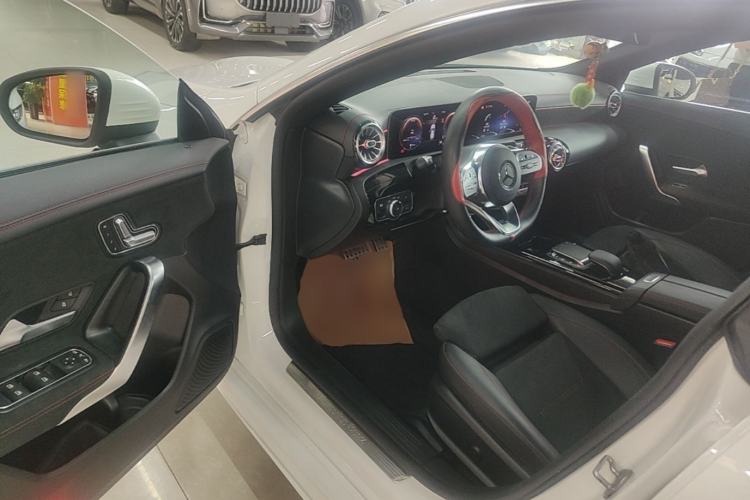 Used Mercedes-Benz CLA 2020 CLA 200 Shooting Brake Driver Seat