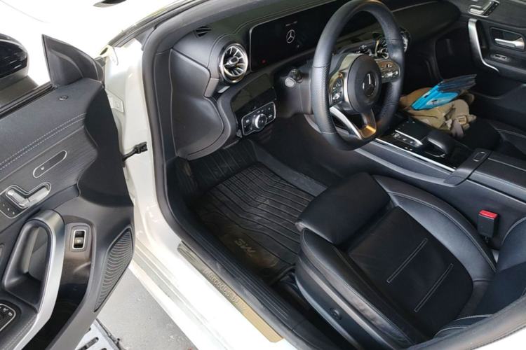 Used Mercedes-Benz CLA 2020 CLA 260 4MATIC Shooting Brake Driver Seat