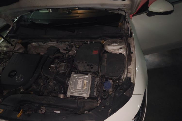 Used Mercedes-Benz CLA 2020 CLA 200 Engine Bay Left