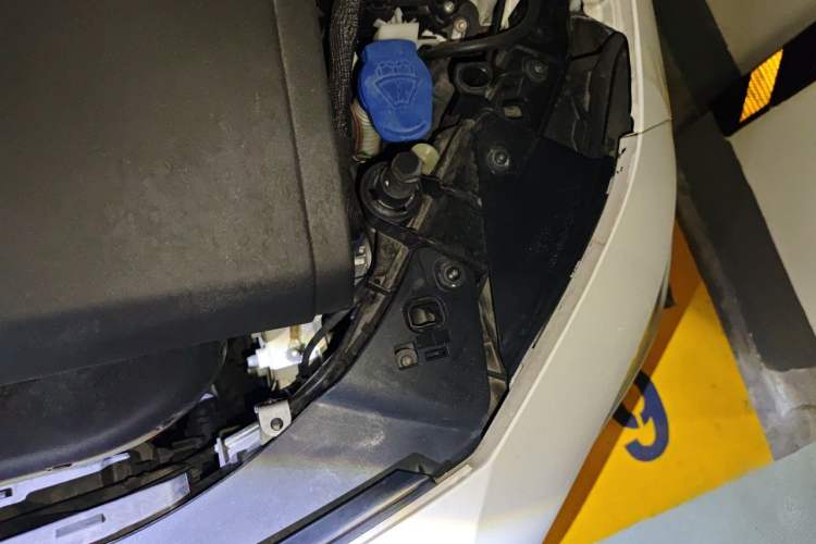 Used Mercedes-Benz CLA 2020 CLA 260 4MATIC Engine Bay Left