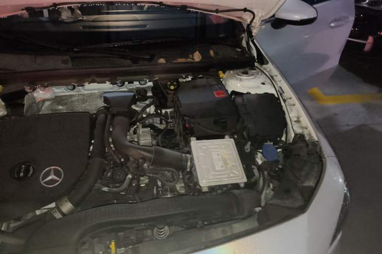 Used Mercedes-Benz CLA 2020 CLA 200 Engine Bay Left