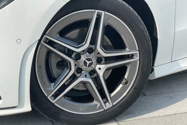 Used Mercedes-Benz CLA 2020 CLA 200 Exterior 11