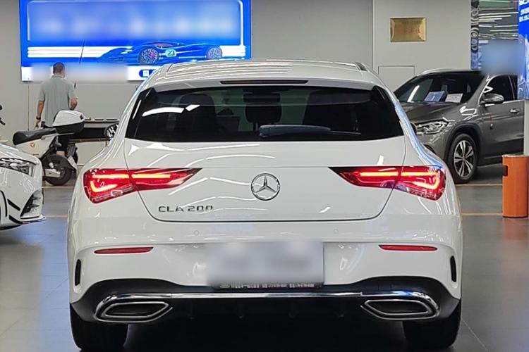 Used Mercedes-Benz CLA 2020 CLA 200 Shooting Brake Exterior 2