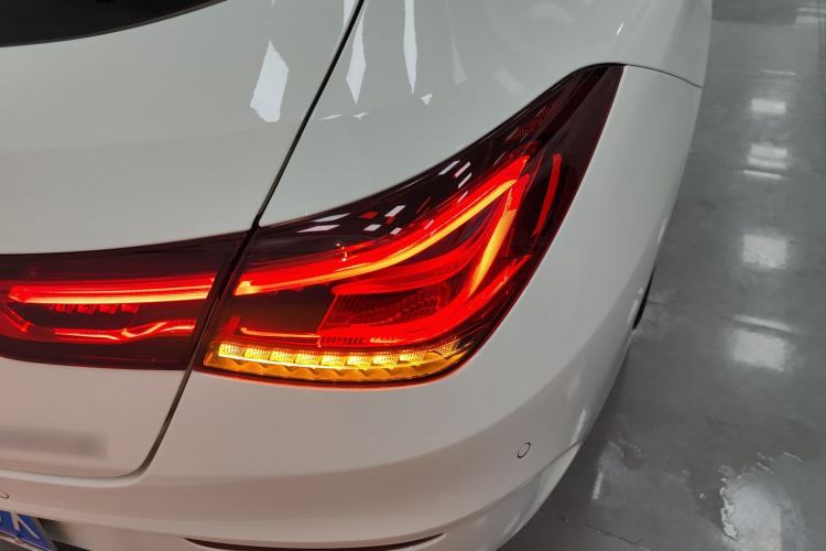 Used Mercedes-Benz CLA 2020 CLA 260 4MATIC Shooting Brake Exterior 3