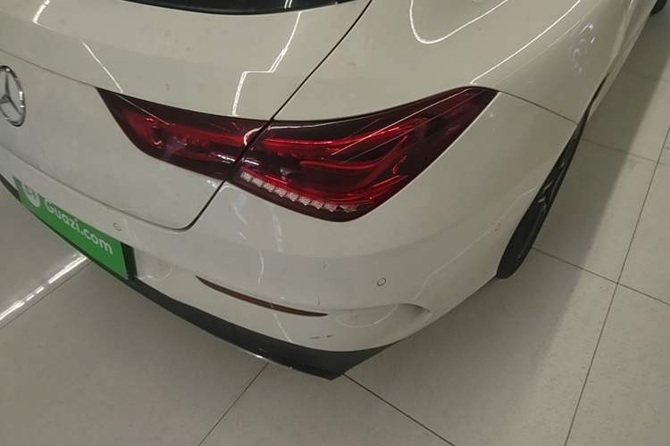 Used Mercedes-Benz CLA 2020 CLA 260 4MATIC Shooting Brake Exterior 3