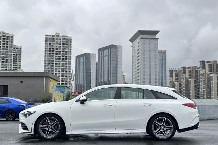 Used Mercedes-Benz CLA 2020 CLA 200 Shooting Brake Exterior 3
