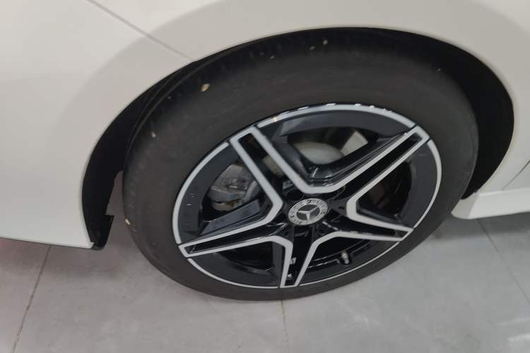 Used Mercedes-Benz CLA 2020 CLA 260 4MATIC Shooting Brake Exterior 5