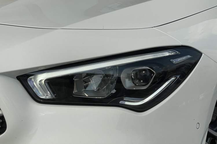 Used Mercedes-Benz CLA 2020 CLA 200 Exterior 5