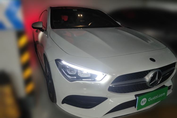 Used Mercedes-Benz CLA 2020 CLA 200 Shooting Brake Front Right 45 Deg