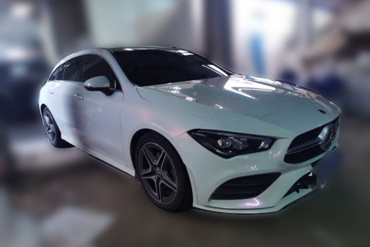 Used Mercedes-Benz CLA 2020 CLA 200 Shooting Brake Front Right 45 Deg