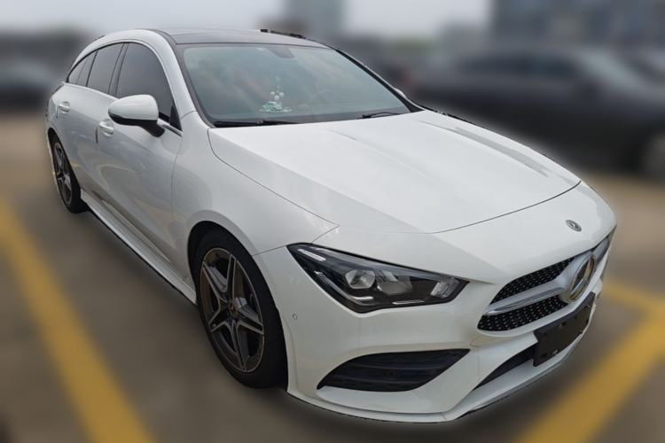 Used Mercedes-Benz CLA 2020 CLA 200 Shooting Brake Front Right 45 Deg