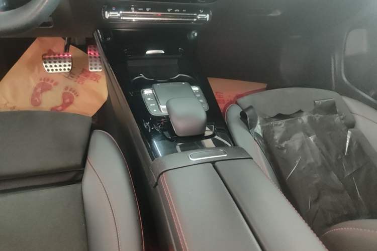 Used Mercedes-Benz CLA 2020 CLA 200 Shooting Brake Gear Lever
