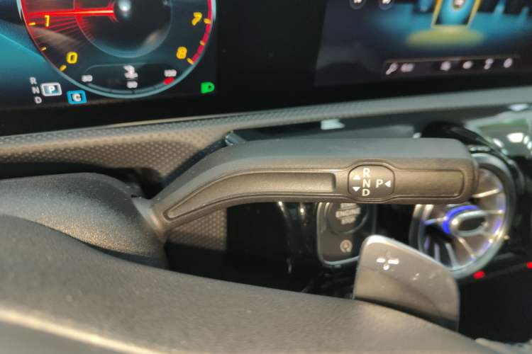 Used Mercedes-Benz CLA 2020 CLA 260 4MATIC Shooting Brake Gear Lever