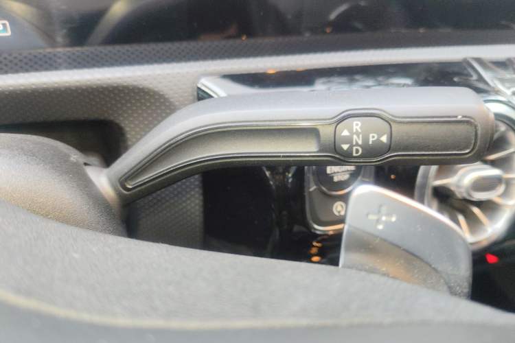 Used Mercedes-Benz CLA 2020 CLA 260 4MATIC Shooting Brake Gear Lever