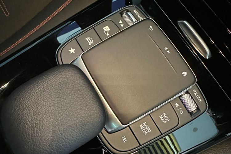 Used Mercedes-Benz CLA 2020 CLA 200 Shooting Brake Interior 1
