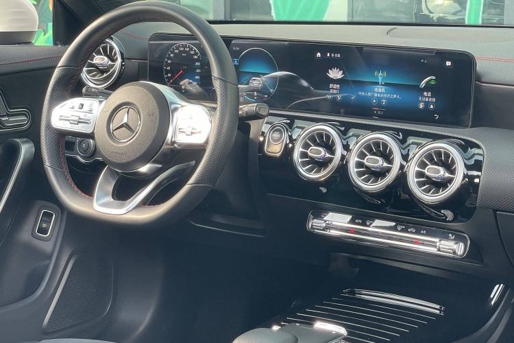 Used Mercedes-Benz CLA 2020 CLA 200 Interior 3