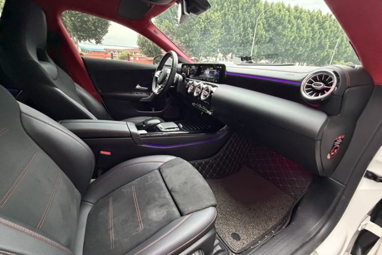 Used Mercedes-Benz CLA 2020 CLA 200 Interior 5