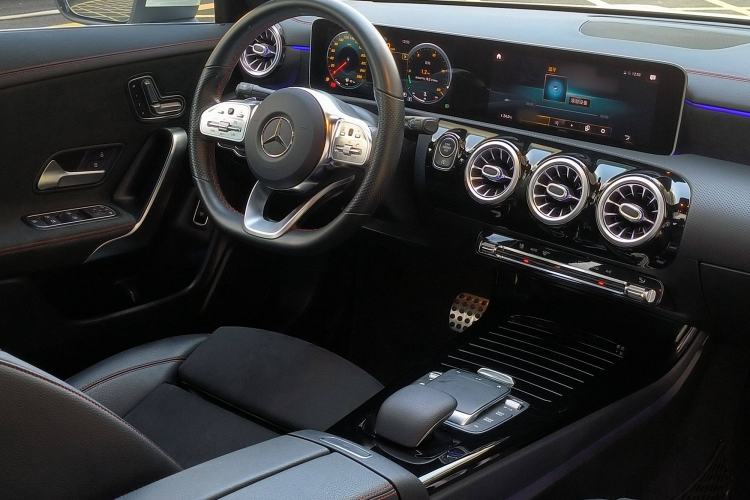 Used Mercedes-Benz CLA 2020 CLA 200 Interior 6