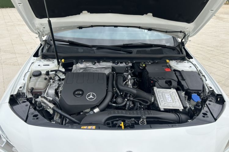 Used Mercedes-Benz CLA 2020 CLA 200 Interior 8