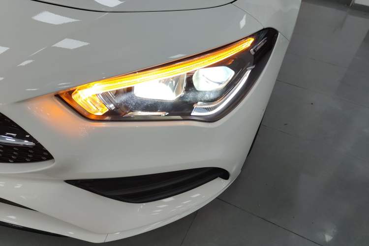 Used Mercedes-Benz CLA 2020 CLA 260 4MATIC Shooting Brake Left Front Headlight