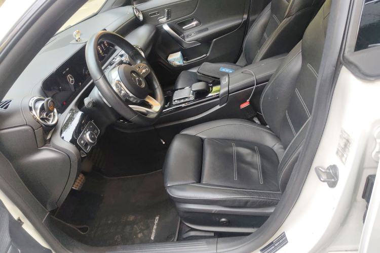 Used Mercedes-Benz CLA 2020 CLA 260 4MATIC Shooting Brake Left Front Seat