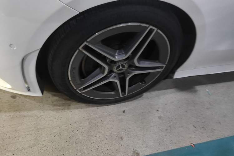 Used Mercedes-Benz CLA 2020 CLA 200 Shooting Brake Left Front Wheel Hub