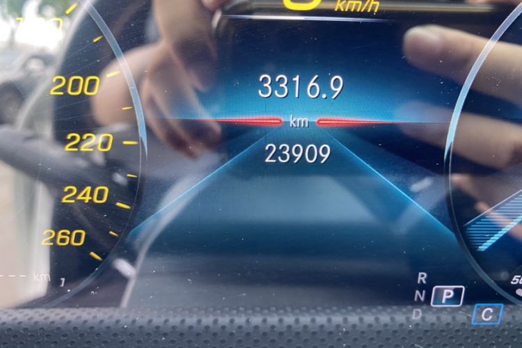 Used Mercedes-Benz CLA 2020 CLA 200 Shooting Brake Odometer Close Up