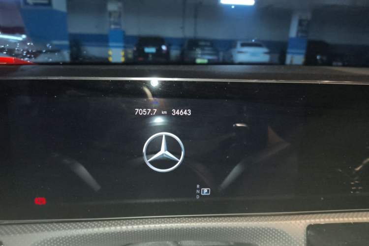 Used Mercedes-Benz CLA 2020 CLA 200 Odometer Close Up