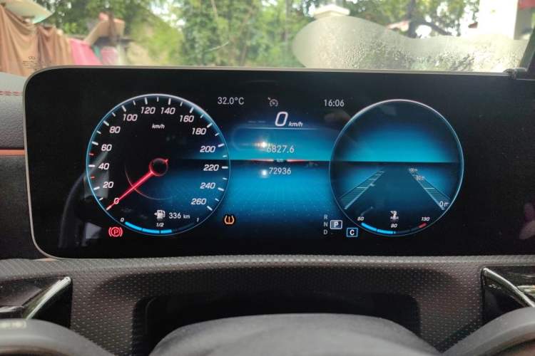 Used Mercedes-Benz CLA 2020 CLA 200 Odometer Close Up