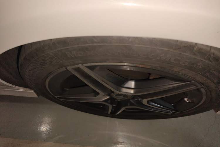 Used Mercedes-Benz CLA 2020 CLA 200 Shooting Brake Right Front Wheel Hub