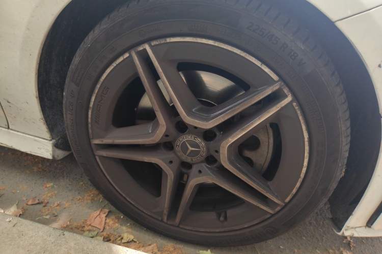 Used Mercedes-Benz CLA 2020 CLA 260 4MATIC Right Front Wheel Hub