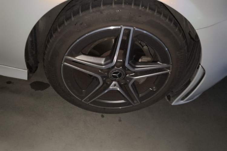 Used Mercedes-Benz CLA 2020 CLA 200 Right Front Wheel Hub