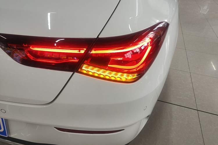 Used Mercedes-Benz CLA 2020 CLA 200 Shooting Brake Right Rear Taillight