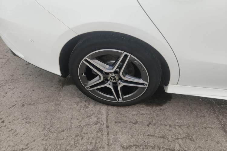 Used Mercedes-Benz CLA 2020 CLA 200 Right Rear Wheel Hub