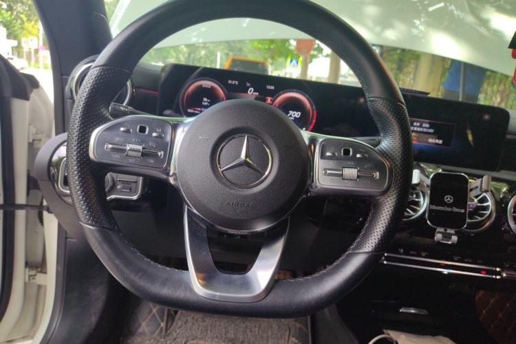 Used Mercedes-Benz CLA 2020 CLA 260 4MATIC Steering Wheel