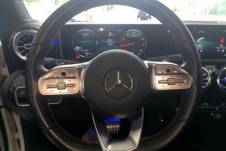 Used Mercedes-Benz CLA 2020 CLA 200 Shooting Brake Steering Wheel
