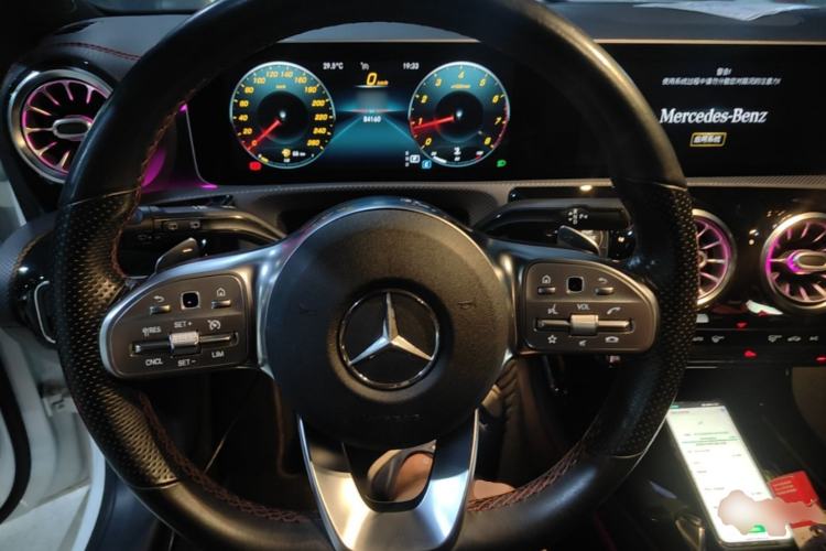 Used Mercedes-Benz CLA 2020 CLA 200 Shooting Brake Steering Wheel