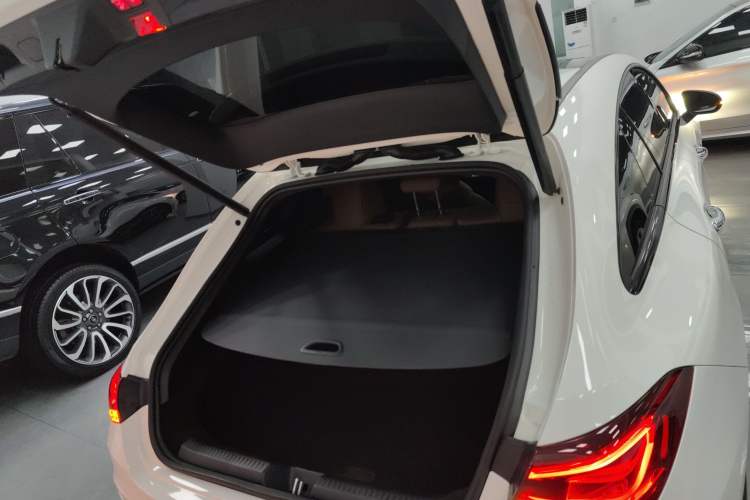 Used Mercedes-Benz CLA 2020 CLA 260 4MATIC Shooting Brake Trunk