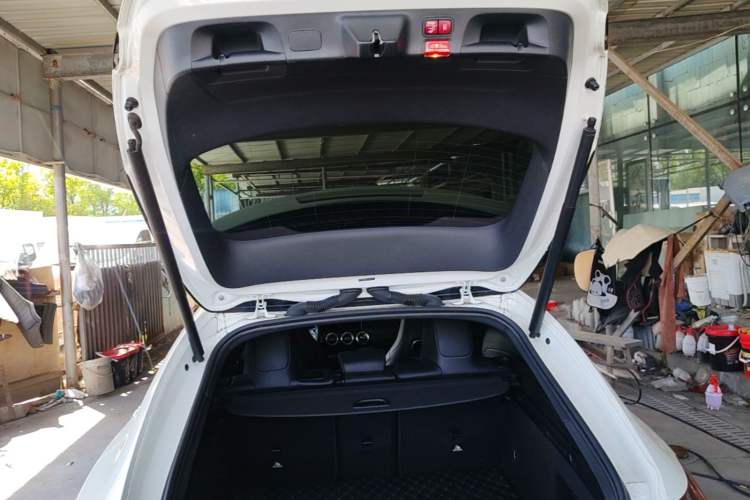 Used Mercedes-Benz CLA 2020 CLA 260 4MATIC Shooting Brake Trunk