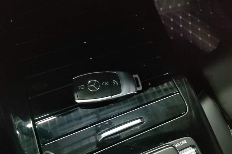 Used Mercedes-Benz CLA 2020 CLA 260 4MATIC Shooting Brake Vehicle Key
