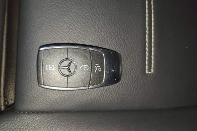 Used Mercedes-Benz CLA 2020 CLA 260 4MATIC Shooting Brake Vehicle Key