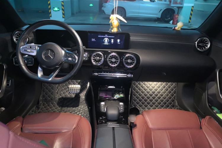 Used Mercedes-Benz CLA 2021 CLA 200 Center Console