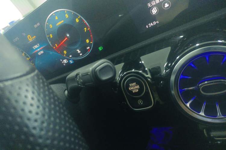 Used Mercedes-Benz CLA 2021 CLA 200 4MATIC Gear Lever