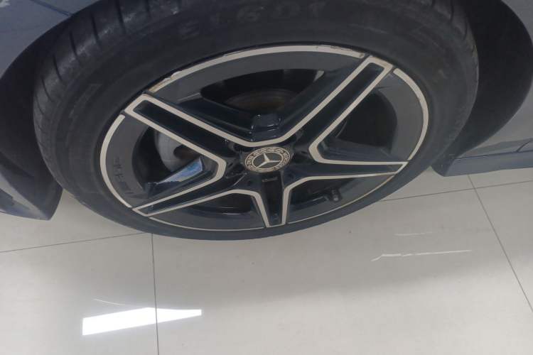 Used Mercedes-Benz CLA 2021 CLA 200 4MATIC Left Front Wheel Hub