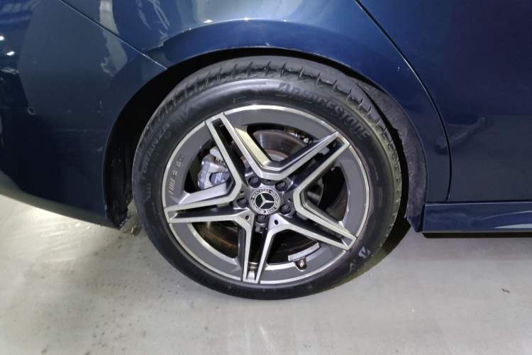 Used Mercedes-Benz CLA 2021 CLA 200 Right Rear Wheel Hub